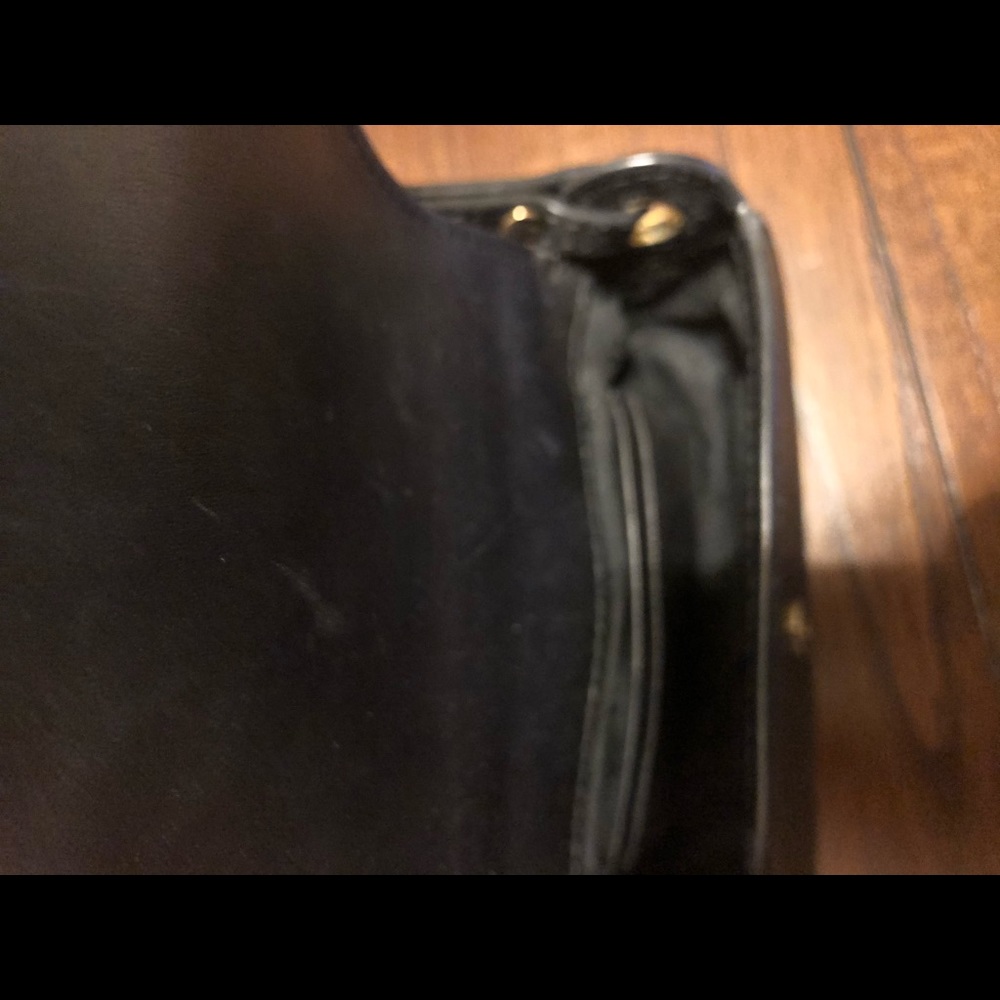 Reposhing. EUC. Authentic - Picture 3 of 7